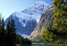 NG南宫体育：[举重]何岳基获得举重男子67公斤级两枚金牌.